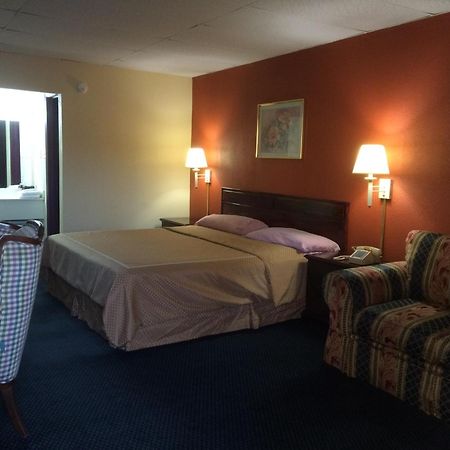 Executive Inn 텍사카나 객실 사진