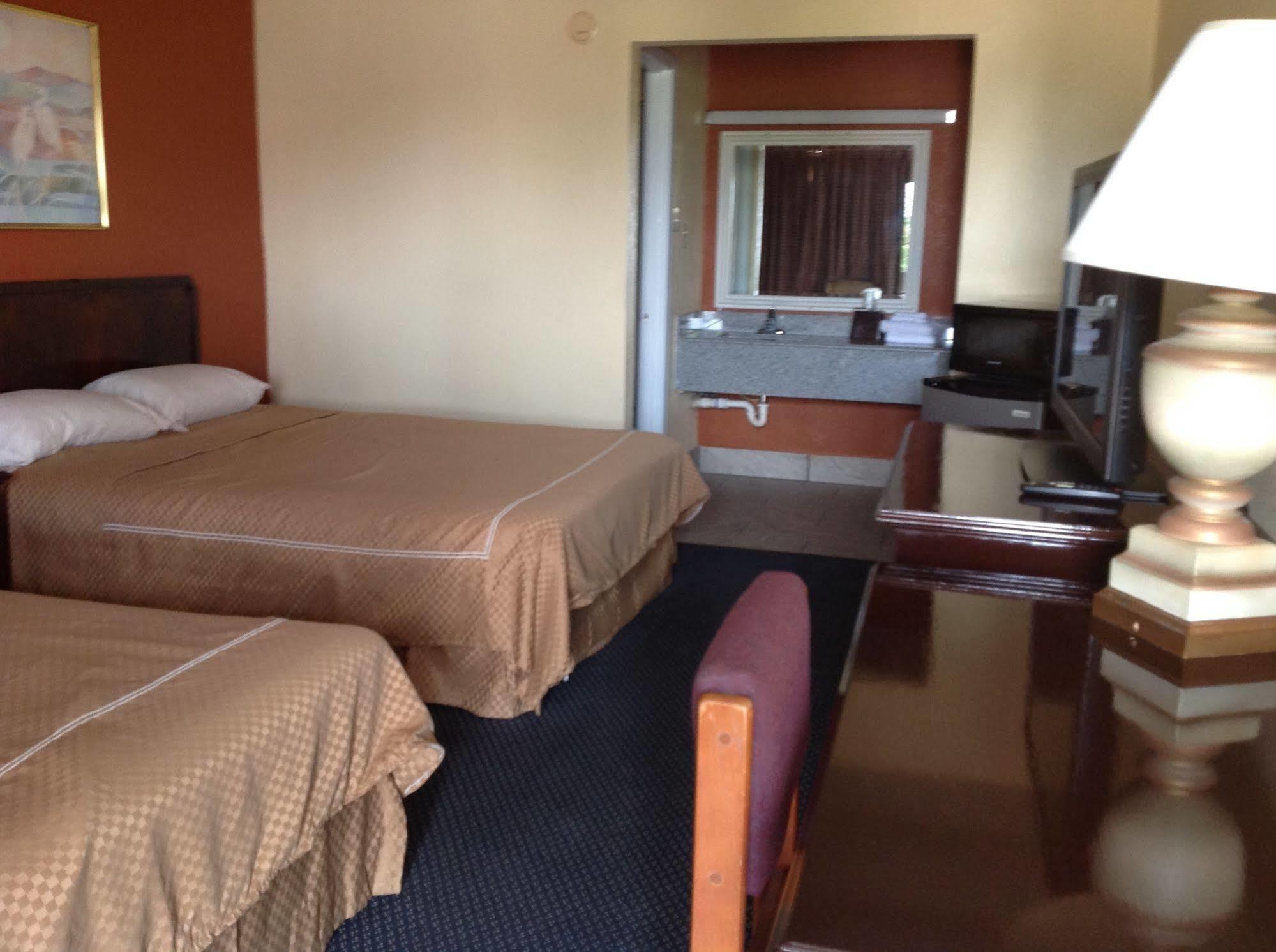 Executive Inn 텍사카나 외부 사진