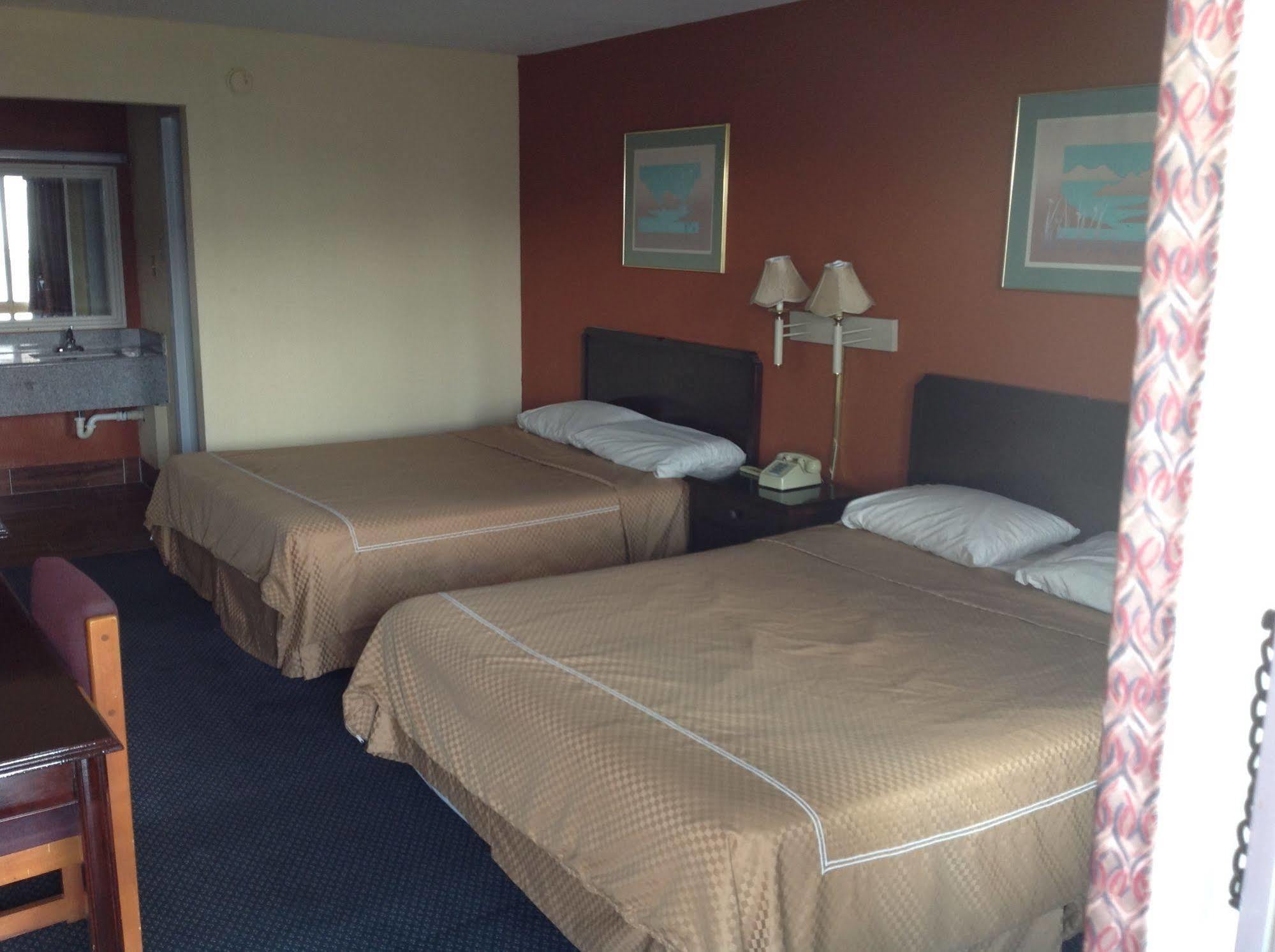 Executive Inn 텍사카나 외부 사진