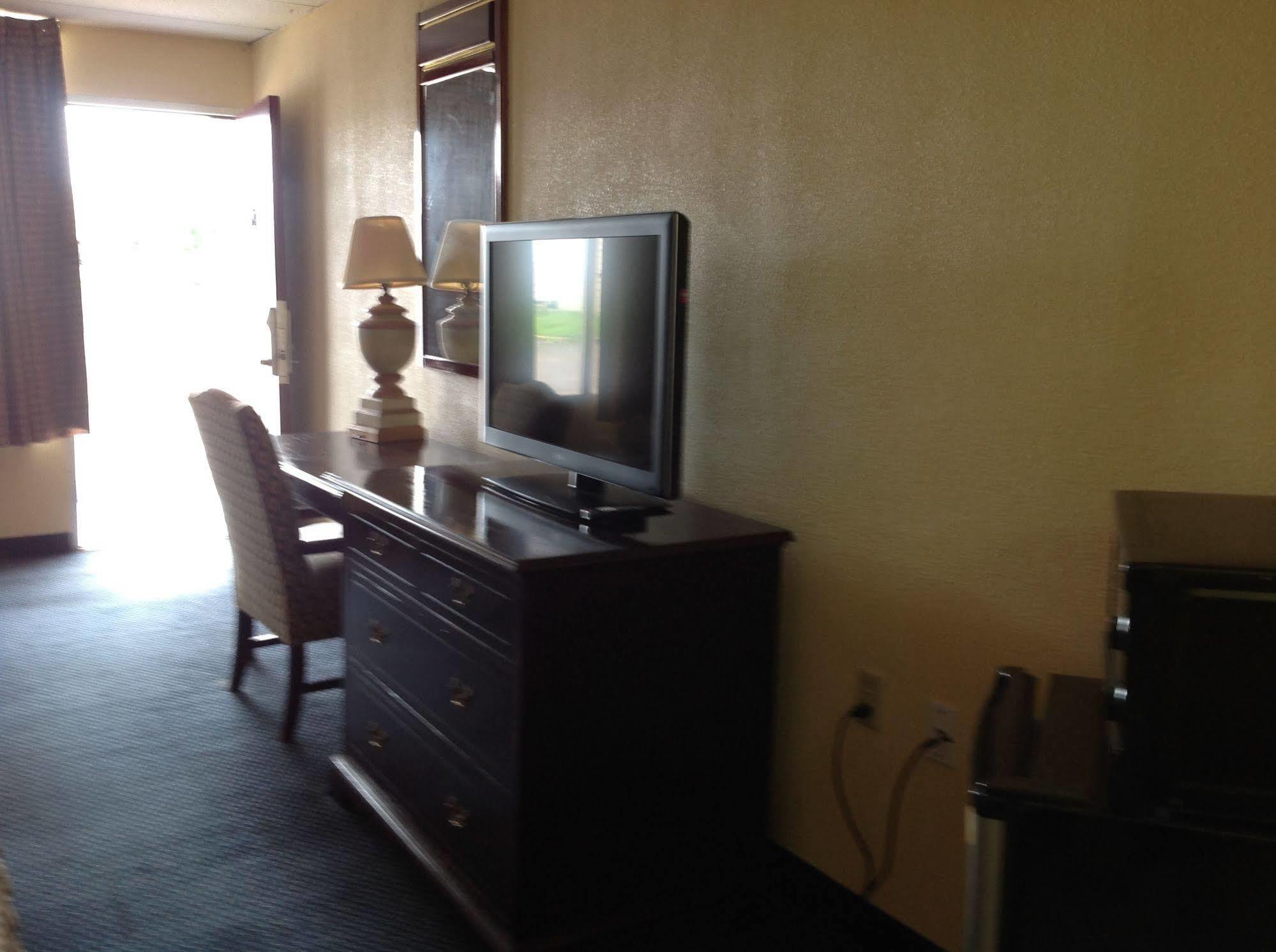 Executive Inn 텍사카나 외부 사진