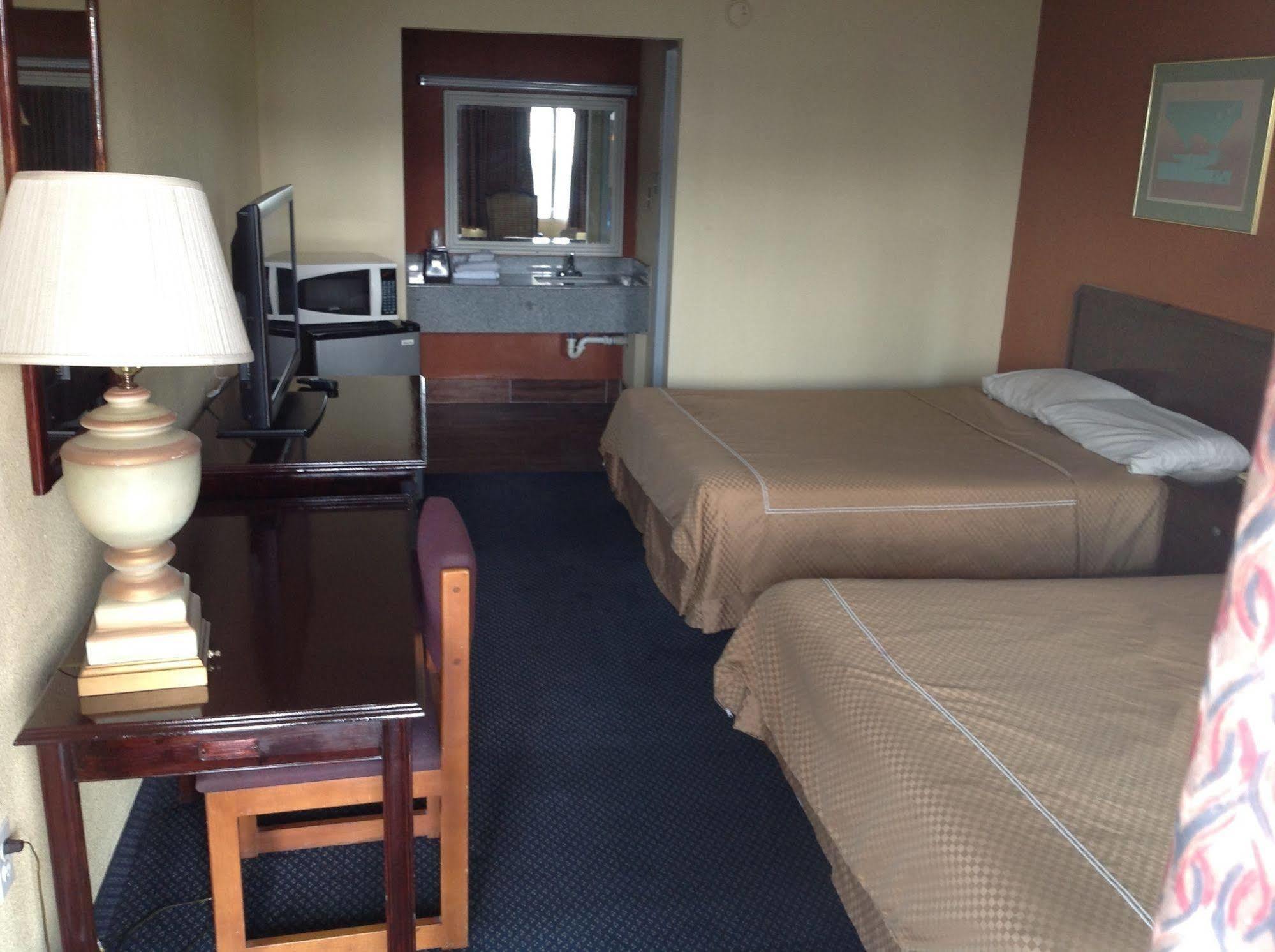 Executive Inn 텍사카나 외부 사진